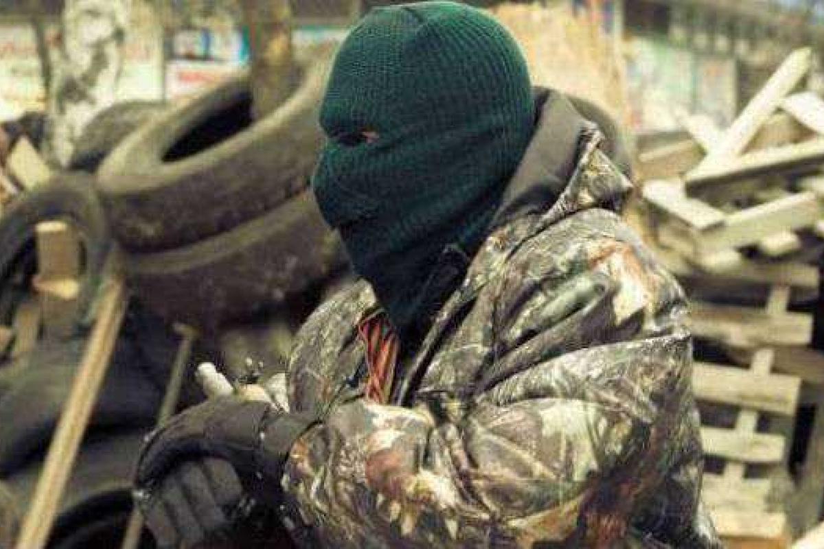 Боевики в панике массово оставляют передовые позиции: уничтожен склад боеприпасов, много убитых Боевики в панике массово оставляют передовые позиции: уничтожен склад боеприпасов, много убитых