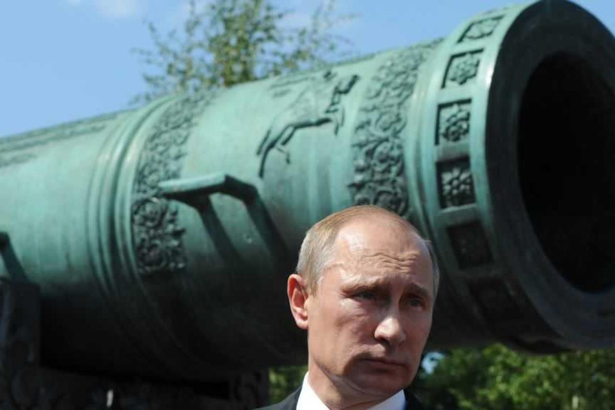 Российский политолог: Путина ждет дворцовый переворот Российский политолог: Путина ждет дворцовый переворот