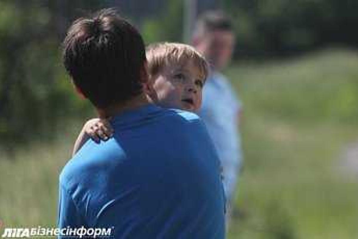 Россия продолжает незаконно вывозить детей с территории Украины Россия продолжает незаконно вывозить детей с территории Украины