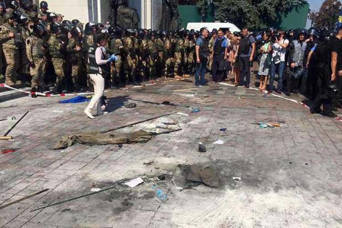 Нацгвардия у стен Рады готовится к более жестоким действиям – инсайдер