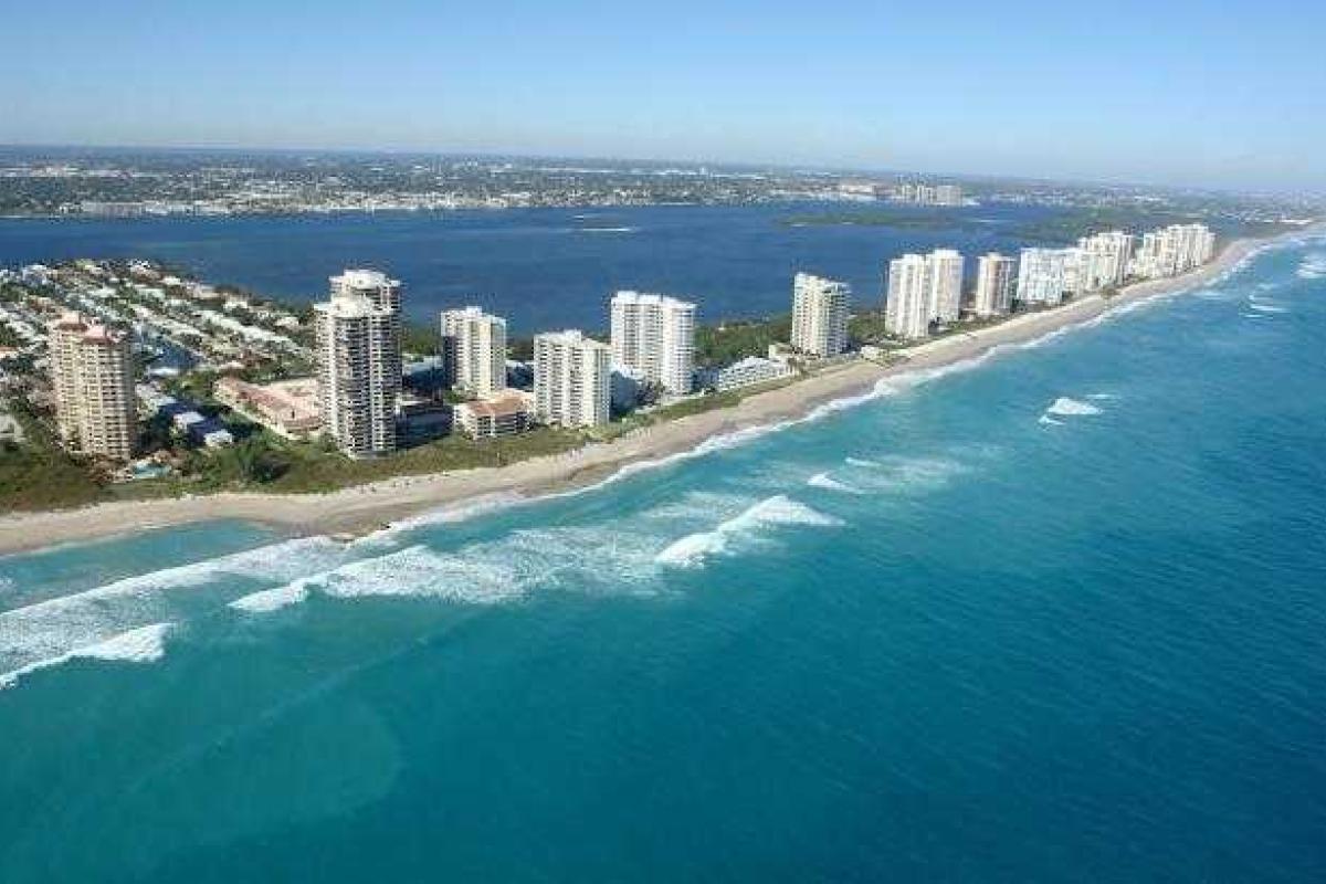 Ураган приближается: во Флориде введено чрезвычайное положение