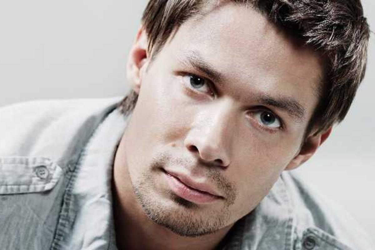 Стас Пьеха свел с ума своих поклонниц обнаженным торсом