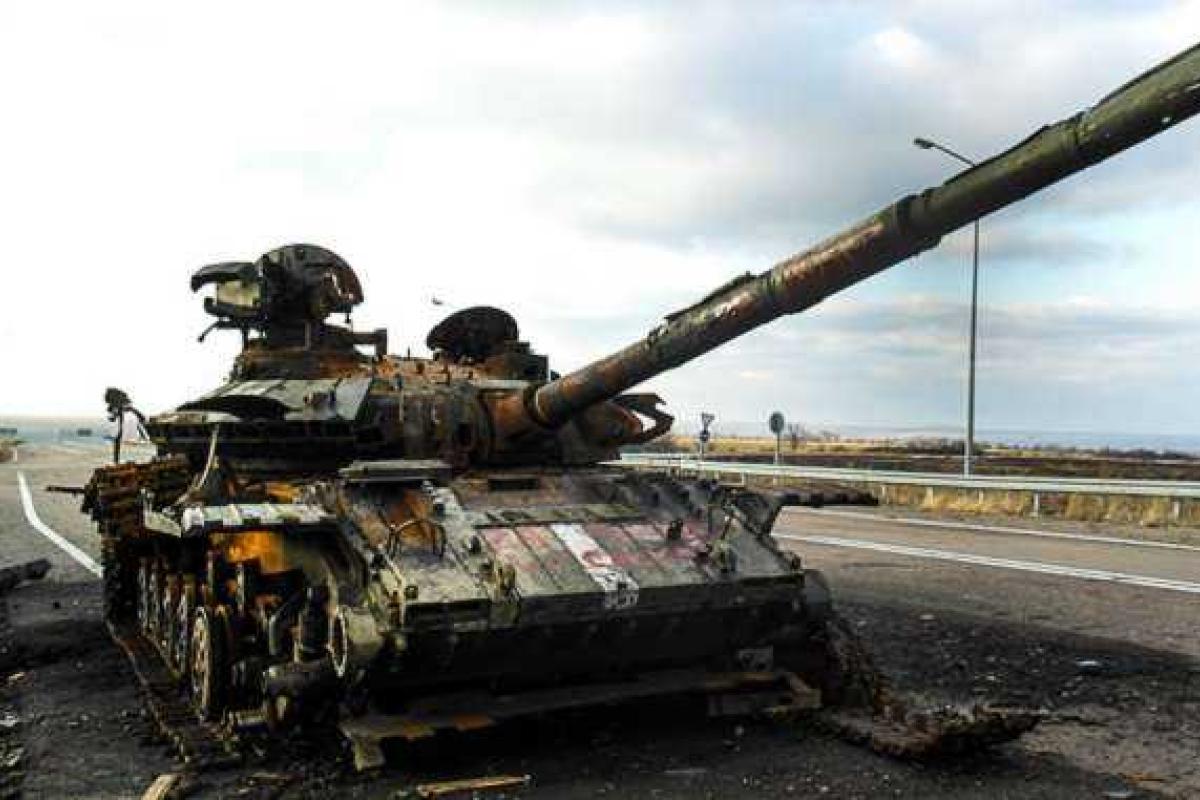 Обнаглевшие боевики, открывая огонь, получают достойную "ответку", теряя военную технику Обнаглевшие боевики, открывая огонь, получают достойную "ответку", теряя военную технику