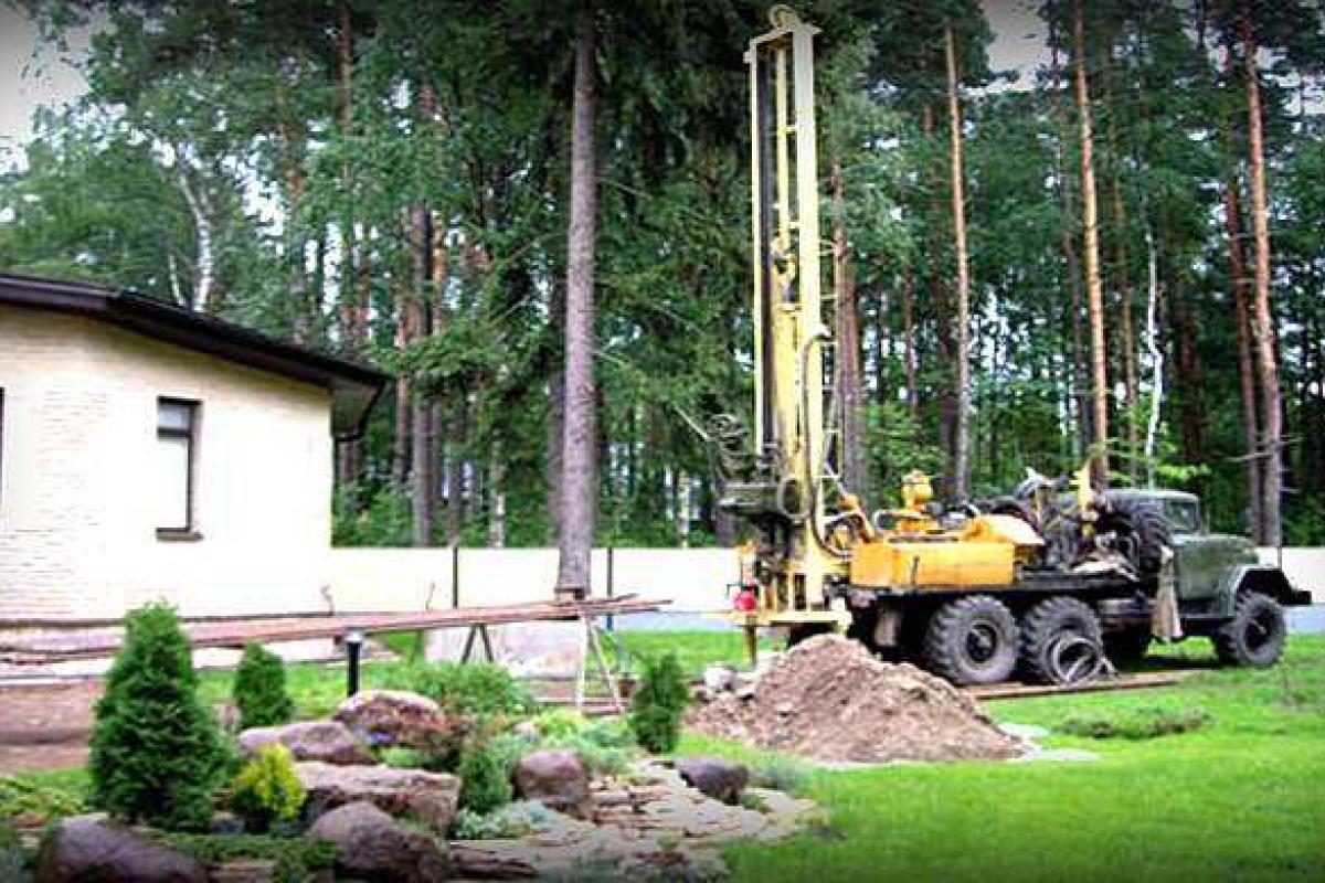 Вместо уничтоженных постоянными обстрелами водопроводов в "ДНР" хотят рыть колодцы и скважины  Вместо уничтоженных постоянными обстрелами водопроводов в "ДНР" хотят рыть колодцы и скважины