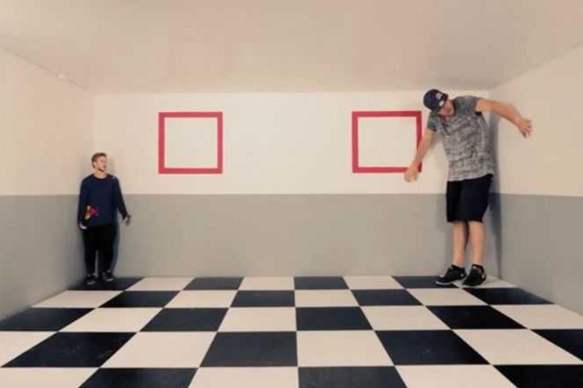 Видео с оптическими иллюзиями и трюками парней-фрираннеров рвет умы зрителей