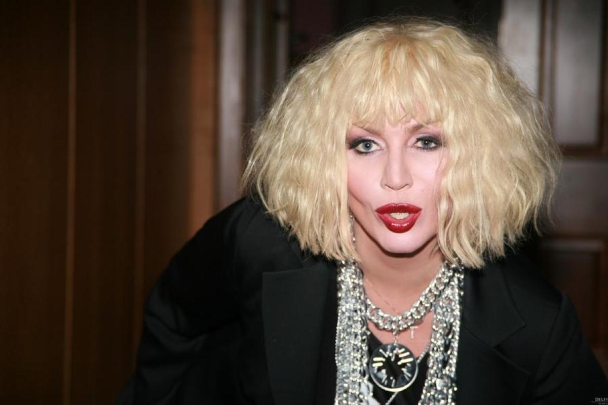 Ирина Билык продолжает "шантажировать" своим отъездом из Украины Ирина Билык продолжает "шантажировать" своим отъездом из Украины