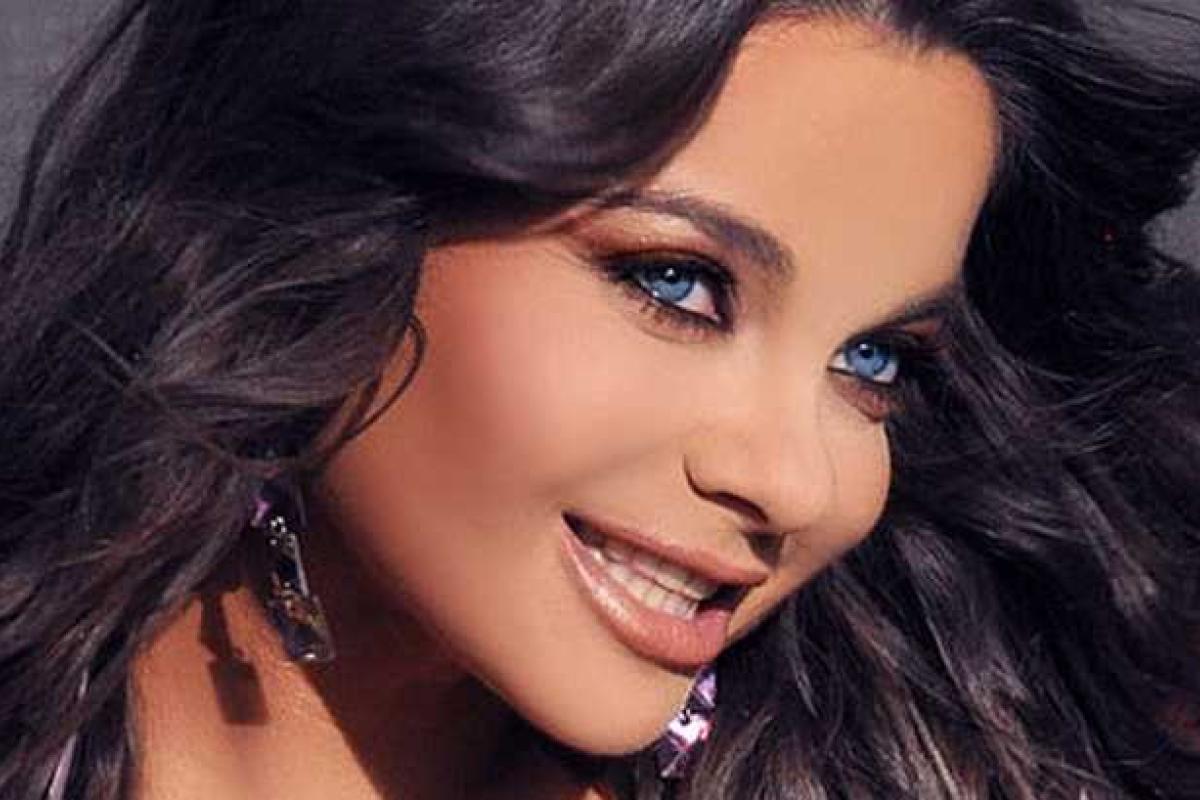 Поклонников поразила "инопланетная" красота Наташи Королевой Поклонников поразила "инопланетная" красота Наташи Королевой