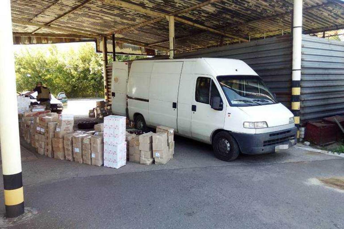 На Луганщине задержана крупная контрабандная партия продуктов питания