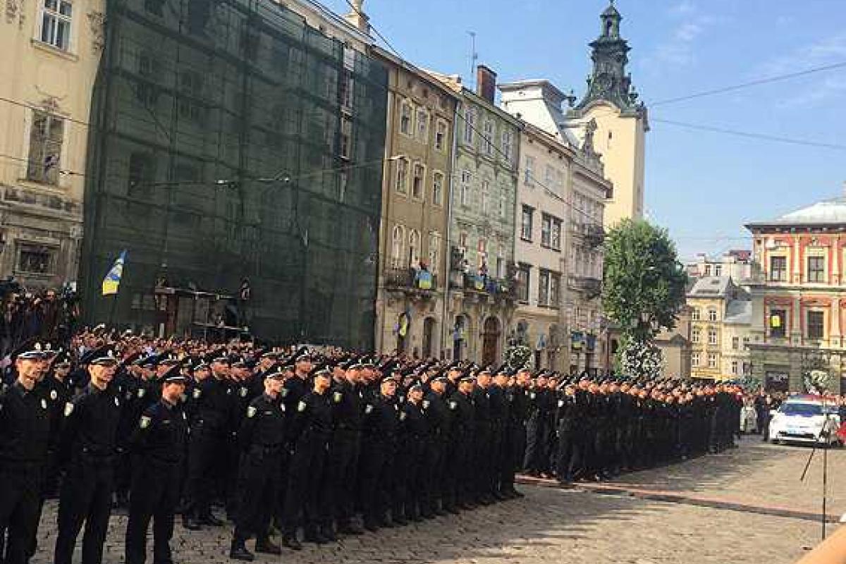 Во Львове прошла торжественная церемония Присяги новых полицейских Во Львове прошла торжественная церемония Присяги новых полицейских