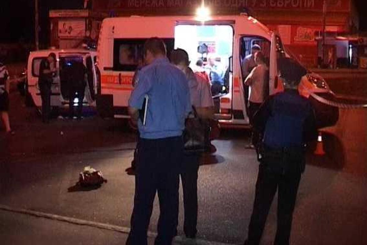 Не желая отпускать любимую, молодой человек зарезал девушку и, убегая, тяжело ранил милиционера Не желая отпускать любимую, молодой человек зарезал девушку и, убегая, тяжело ранил милиционера