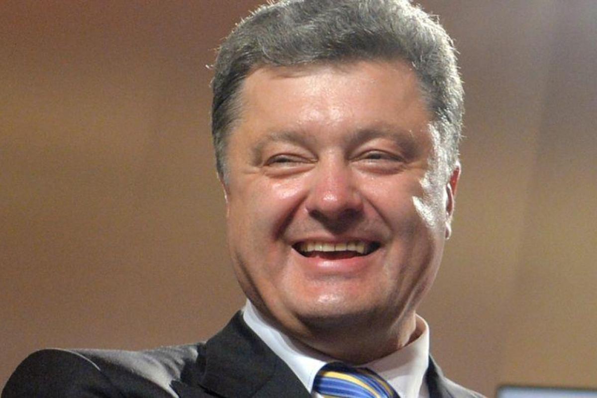 В преддверии юбилея, однокашники Порошенко рассказали каким он был в школе и как его называли в классе В преддверии юбилея, однокашники Порошенко рассказали каким он был в школе и как его называли в классе