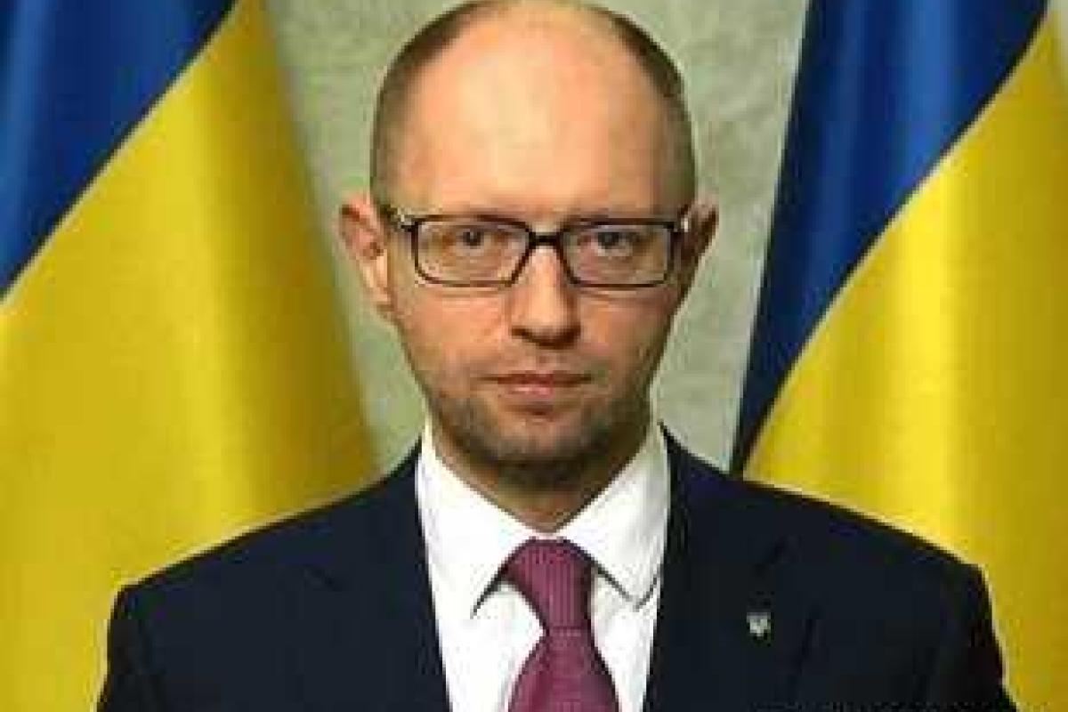 Яценюк рассказал, кому и на сколько повысят соцвыплаты Яценюк рассказал, кому и на сколько повысят соцвыплаты