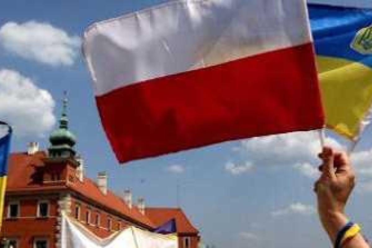 Согласно официальным данным в Польше работает или обучается 24 тысячи украинцев