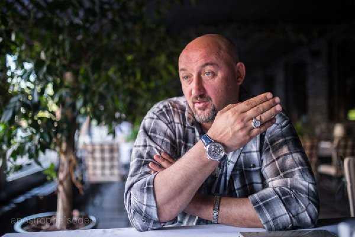 Боец ВСУ обвинил Мочанова в инсценировке "жестокого" избиения Боец ВСУ обвинил Мочанова в инсценировке "жестокого" избиения