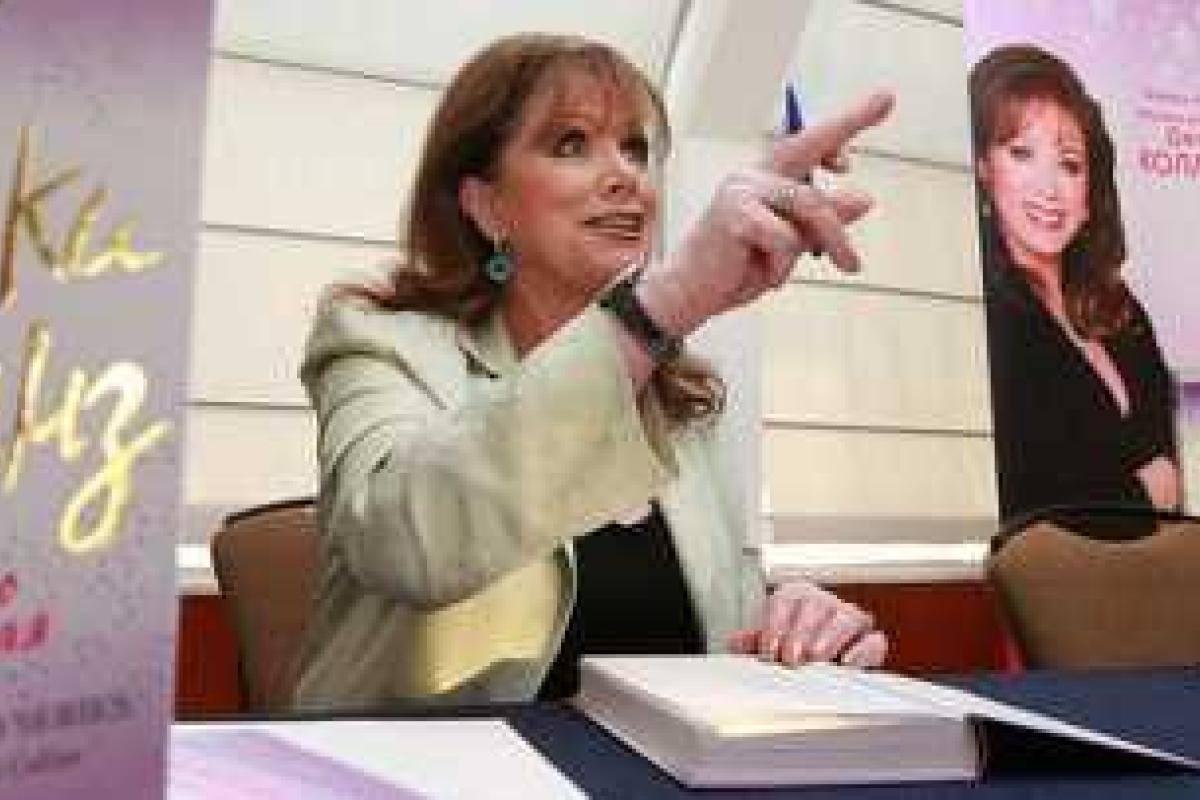 Ушла из жизни известная писательница Джеки Коллинз