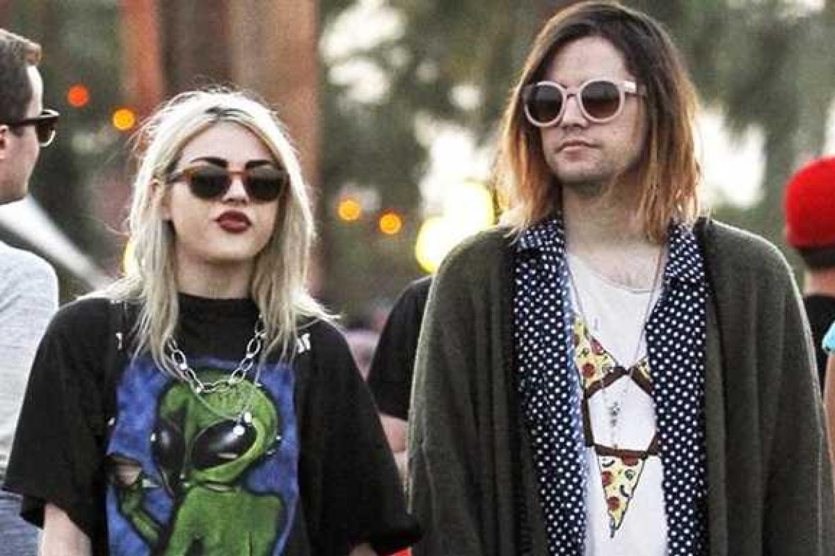 Дочь Курта Кобейна и Кортни Лав тайно вышла замуж