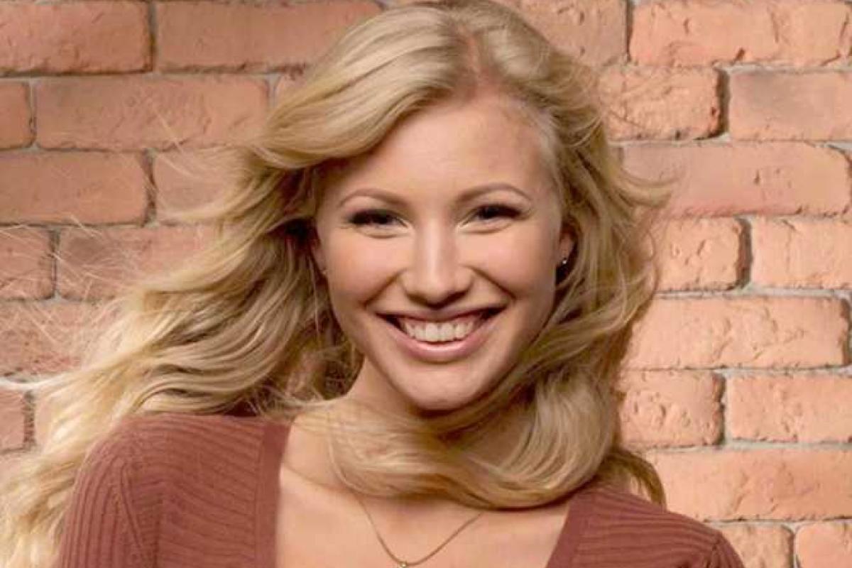 Избранница "Холостяка" подтвердила романтическими фото, что любовь, рожденная на "СТБ", продолжается