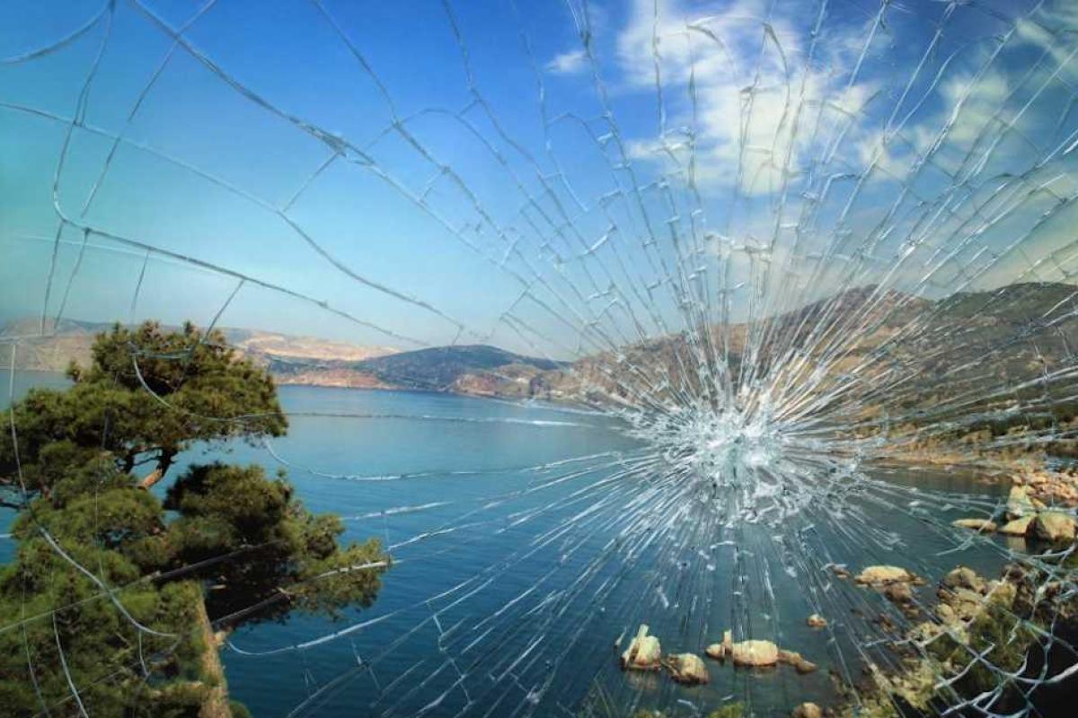 Россиянин: нас-то с вами кинули, нам сказали, что "Крым - наш" Россиянин: нас-то с вами кинули, нам сказали, что "Крым - наш"