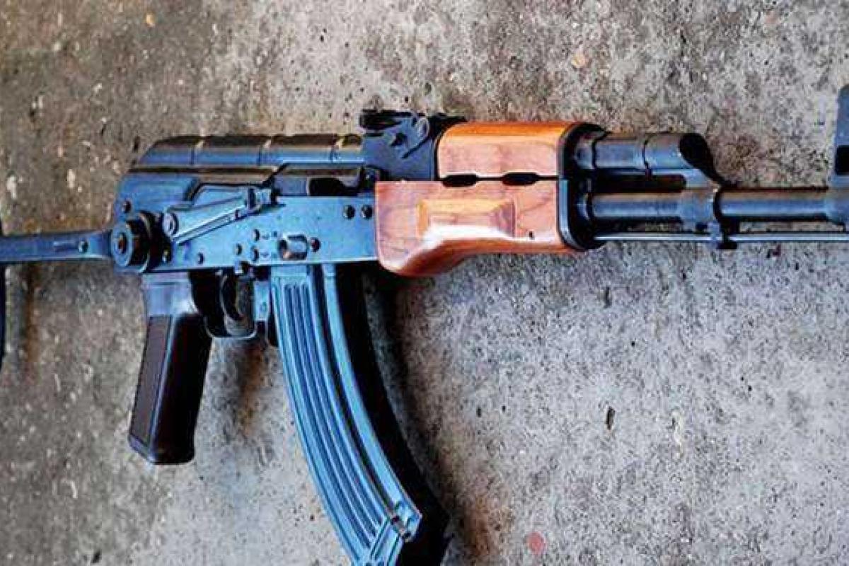 Военнослужащий разъезжал по Мелитополю в авто, забитом оружием и боеприпасами Военнослужащий разъезжал по Мелитополю в авто, забитом оружием и боеприпасами