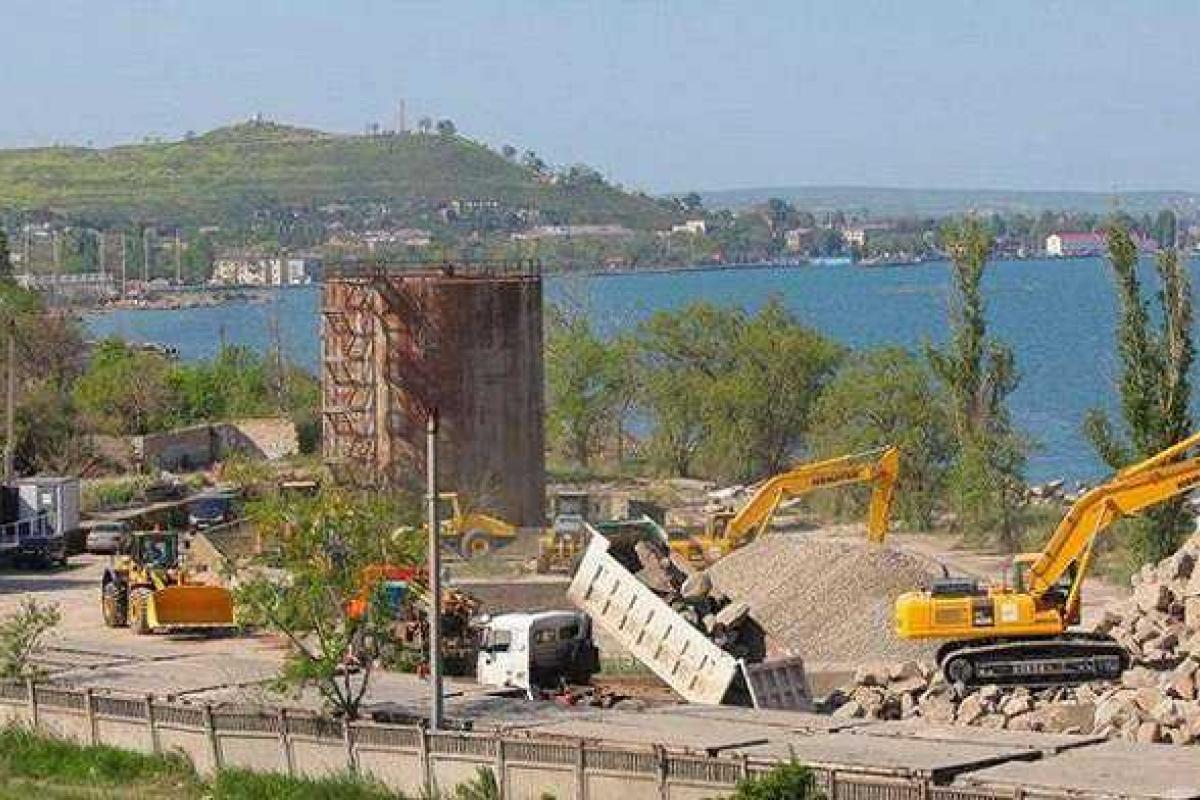 Блогер о строителях моста в Керчи: Короче, вы дебилы! Даже Гитлер отказался здесь строить мост Блогер о строителях моста в Керчи: Короче, вы дебилы! Даже Гитлер отказался здесь строить мост