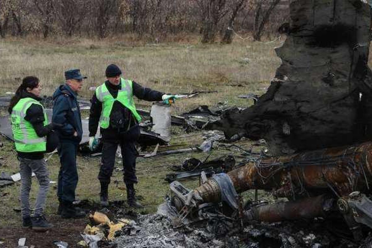 В Донецк прибыли голландские специалисты по расследованию катастрофы "Боинга" 