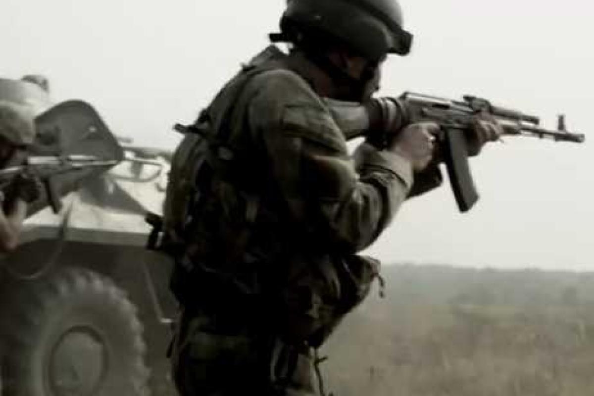 Представлен трейлер документального фильма "Рейд" о войне на Донбассе  Представлен трейлер документального фильма "Рейд" о войне на Донбассе