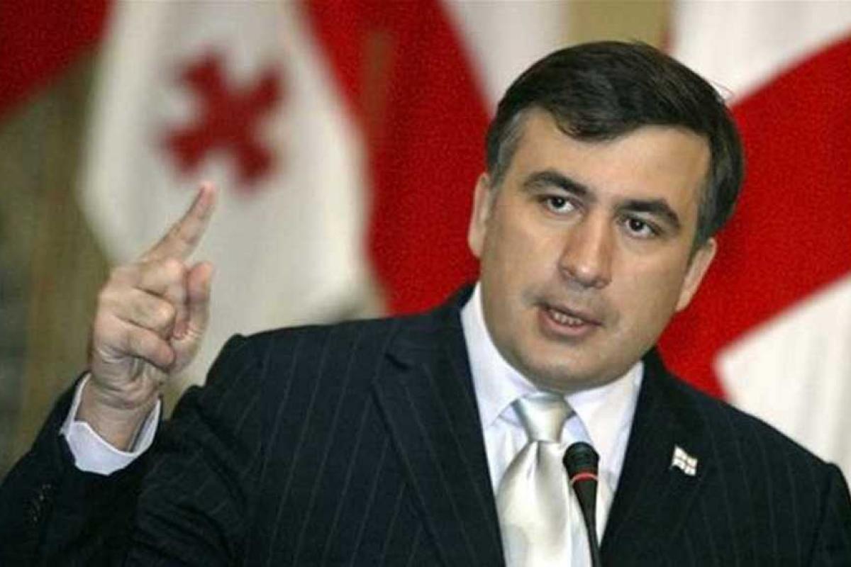 Политолог: Саакашвили готовится с триумфом вернуться домой Политолог: Саакашвили готовится с триумфом вернуться домой