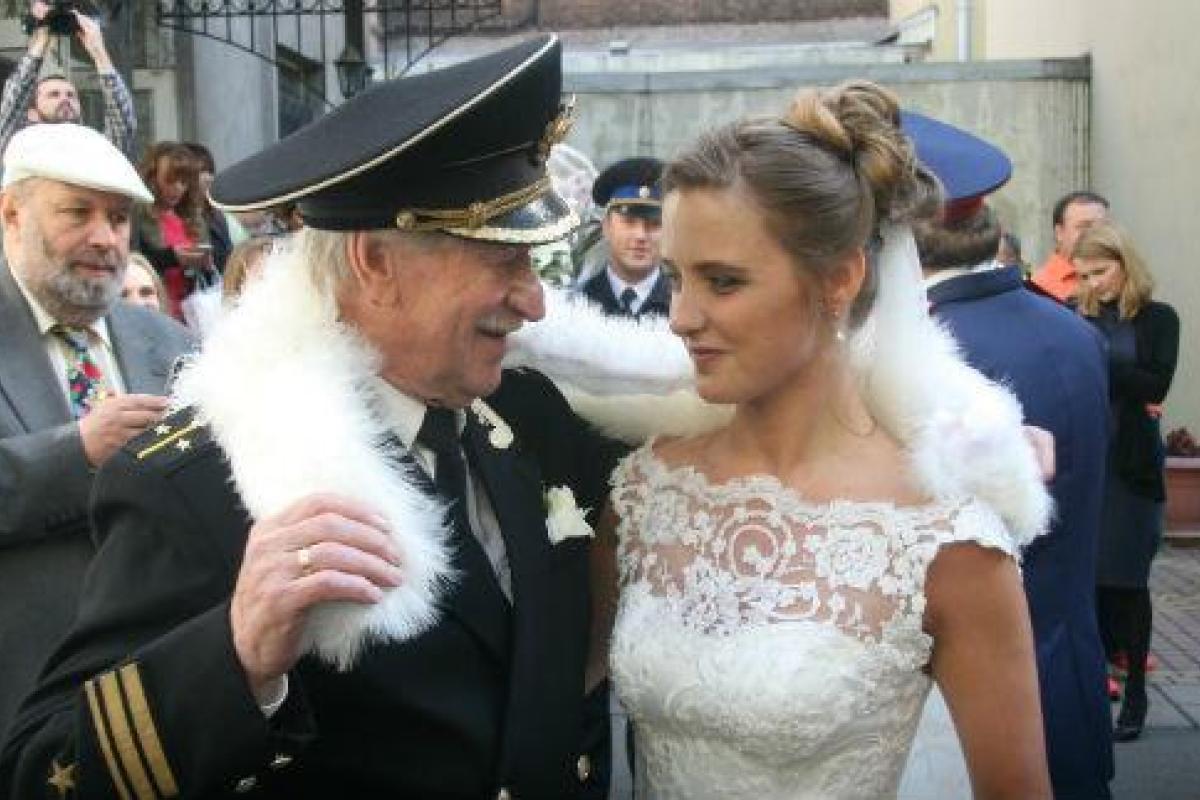 Свадебные фото 84-летнего Ивана Краско и его юной возлюбленной