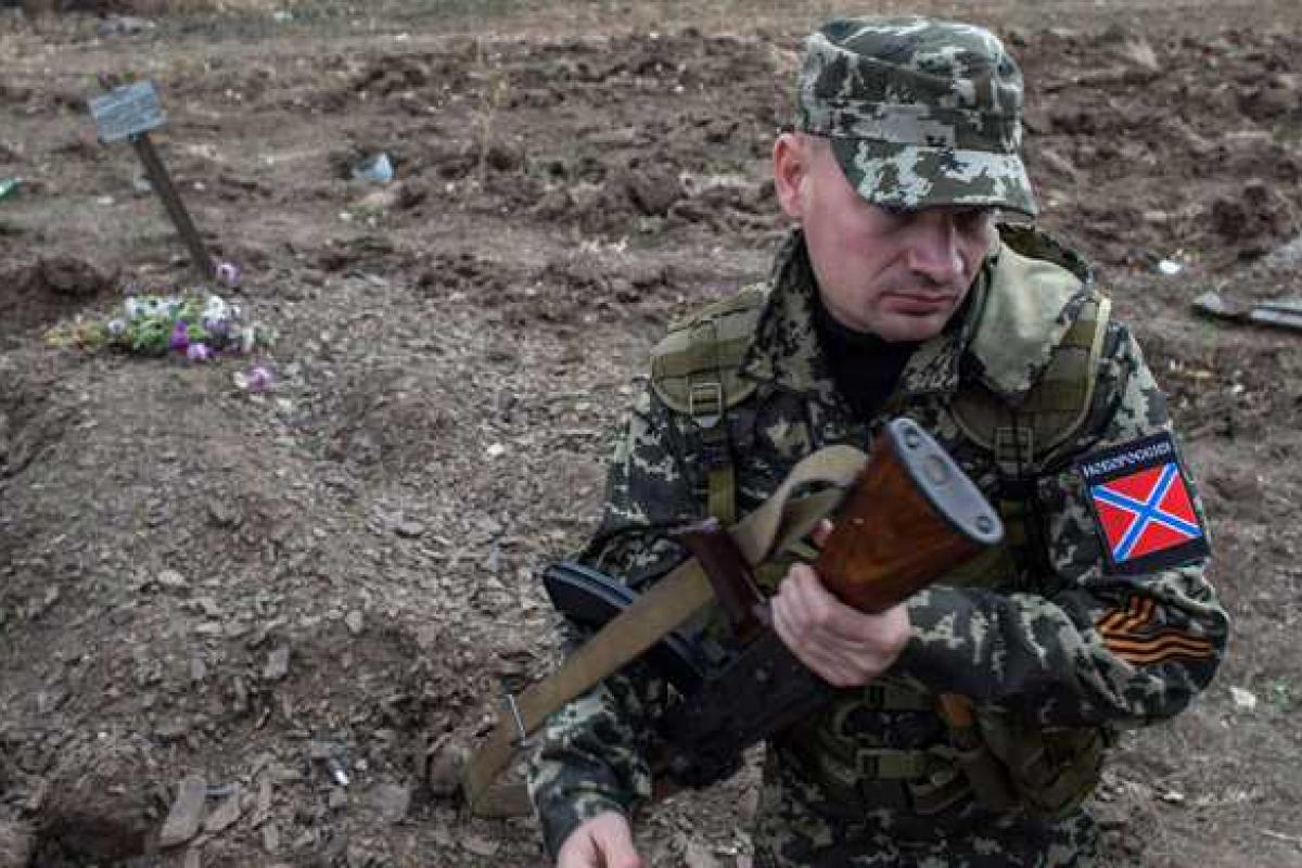 Боевикам "ДНР" передадут тела трех погибших под Донецком ополченцев Боевикам "ДНР" передадут тела трех погибших под Донецком ополченцев