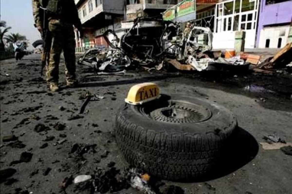 В Ираке новый теракт: в Багдаде взорвали автомобиль, много жертв