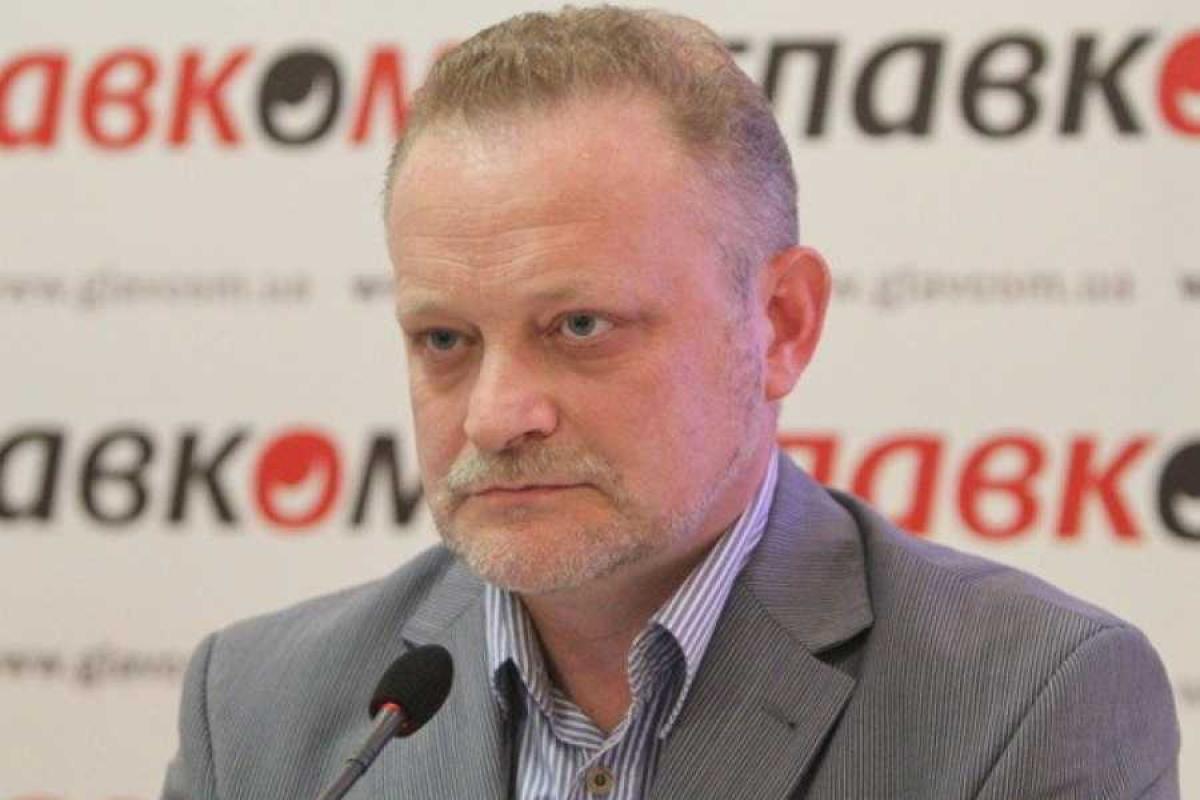 Политолог: Захарченко "преподнес" Киеву царский подарок  Политолог: Захарченко "преподнес" Киеву царский подарок