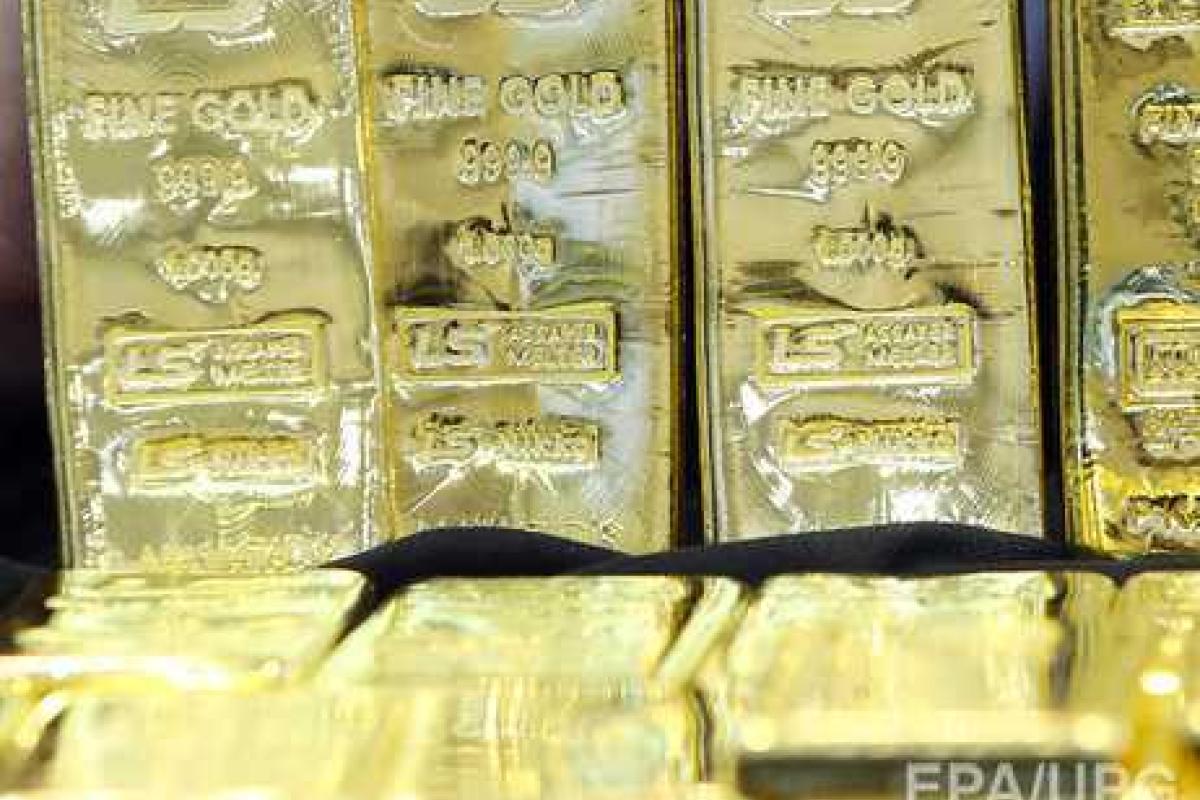 Россия стремительно беднеет: падают золотовалютные резервы страны Россия стремительно беднеет: падают золотовалютные резервы страны