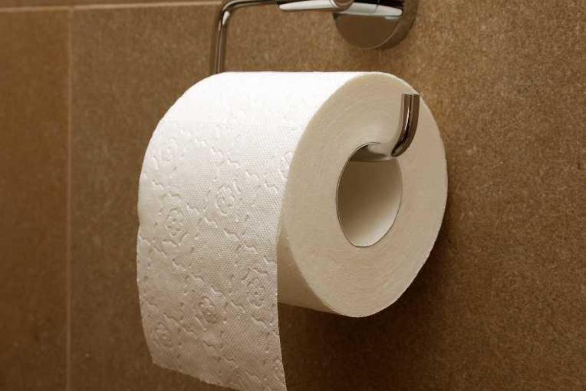 Россияне стали больше кушать, если фурами туалетную бумагу из Украины завозят?