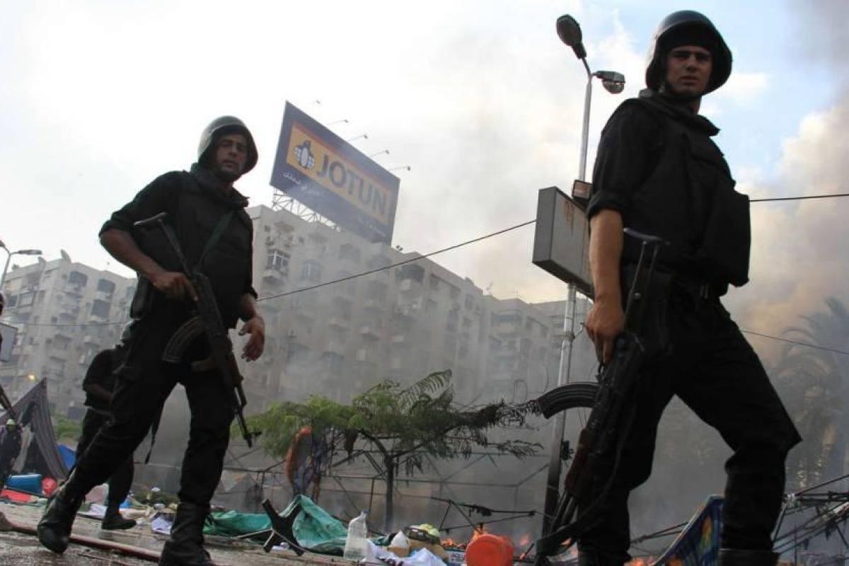 Роковая ошибка: египетские силовики по ошибке расстреляли группу туристов Роковая ошибка: египетские силовики по ошибке расстреляли группу туристов