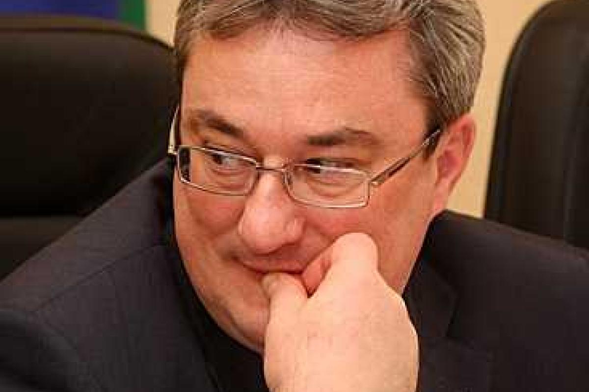 Главу Республики Коми задержали за мошенничество: он стал неприлично богат Главу Республики Коми задержали за мошенничество: он стал неприлично богат