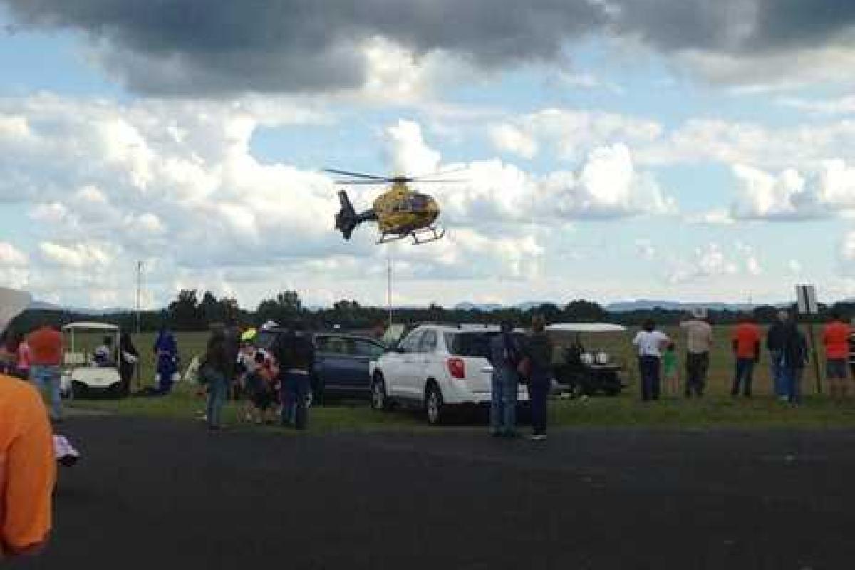 Кровавое авиашоу: в США рухнул реактивный самолет Кровавое авиашоу: в США рухнул реактивный самолет