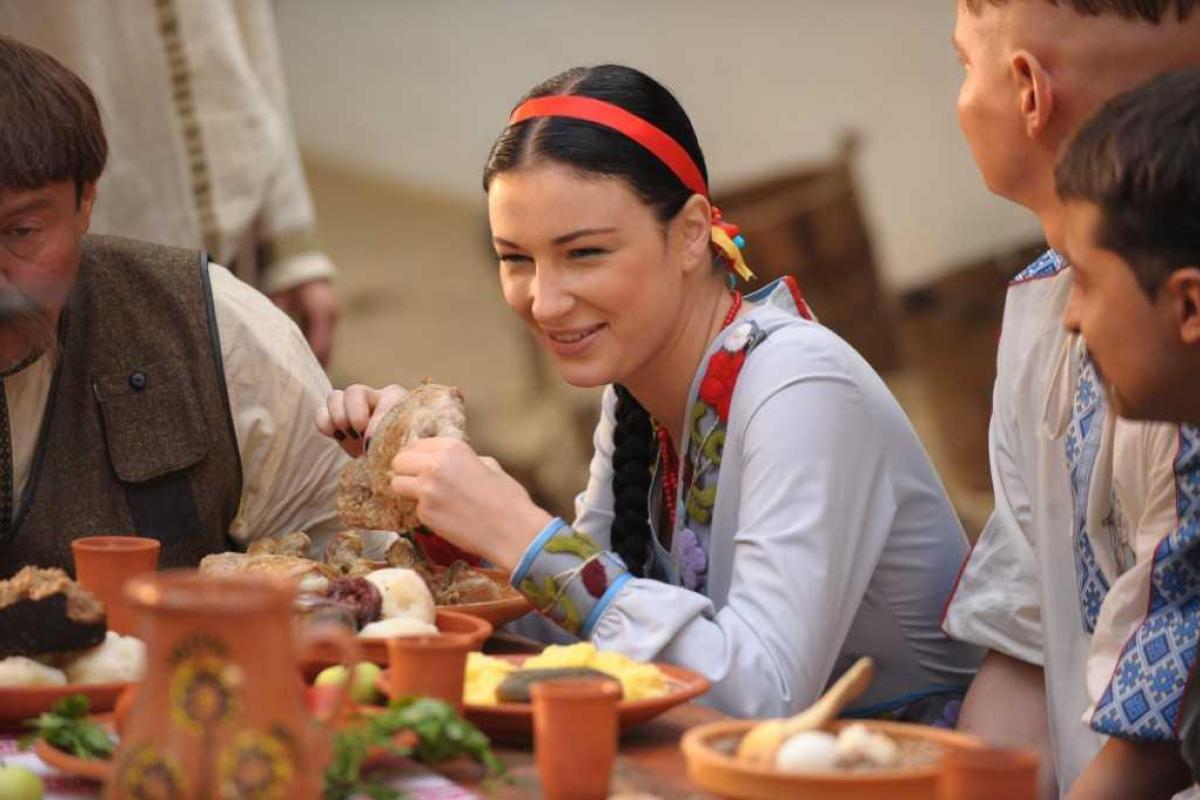 Певица Приходько объяснила, для чего подалась в политику