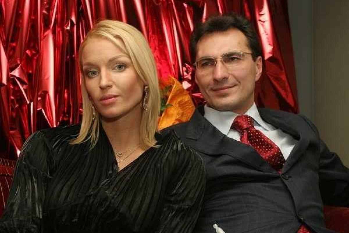 Экс-супруг Волочковой вышел в свет с новой женой