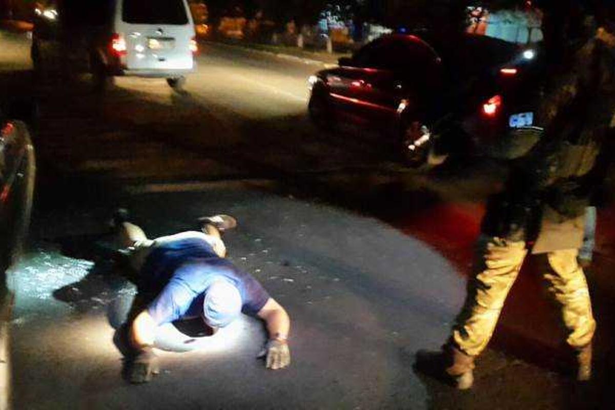 В Киеве провели спецоперацию по задержанию террористов, готовивших взрывы в столице В Киеве провели спецоперацию по задержанию террористов, готовивших взрывы в столице