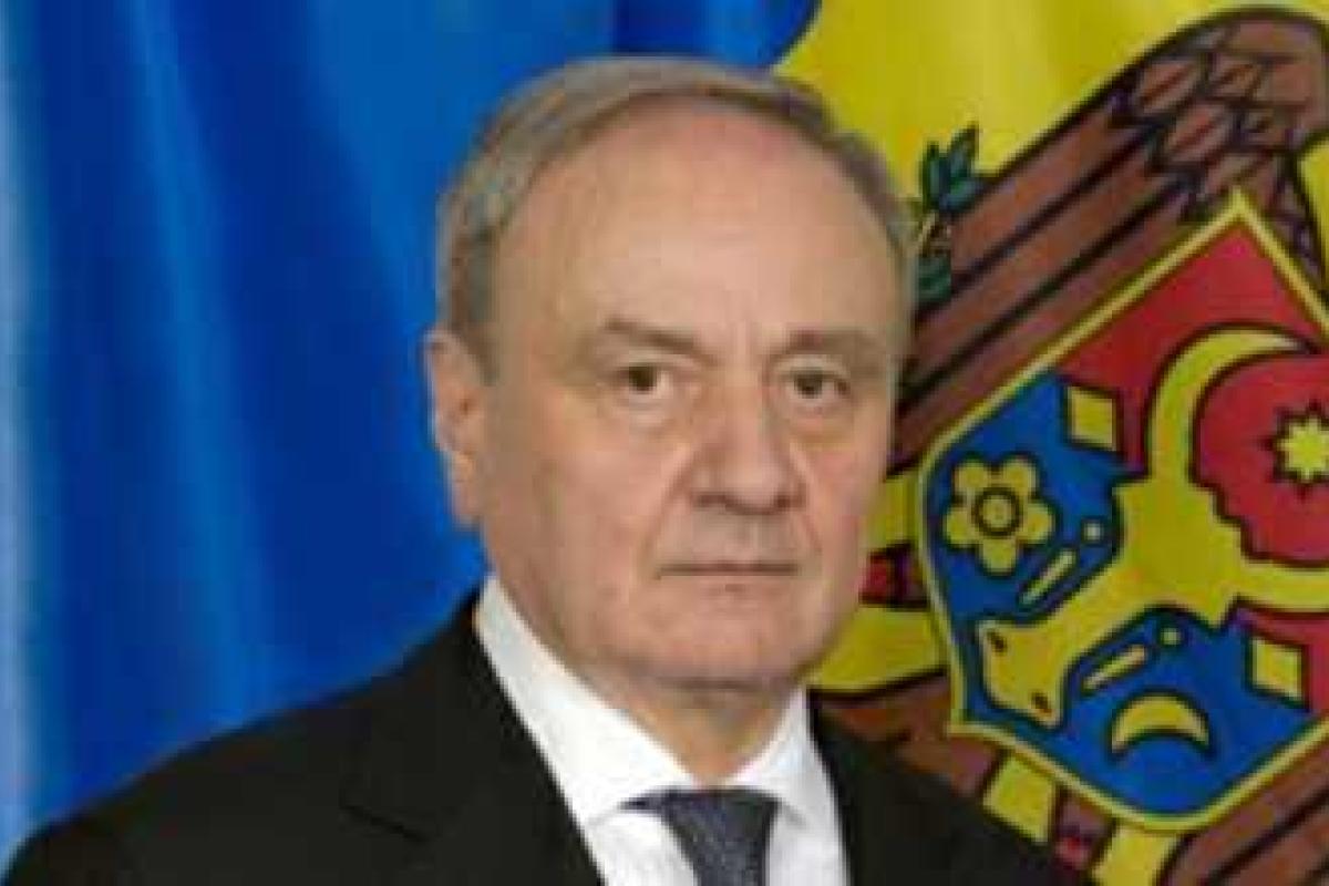 Тимофти не пойдет на поводу у протестующих и не подаст в отставку - генсекретарь АП Тимофти не пойдет на поводу у протестующих и не подаст в отставку - генсекретарь АП