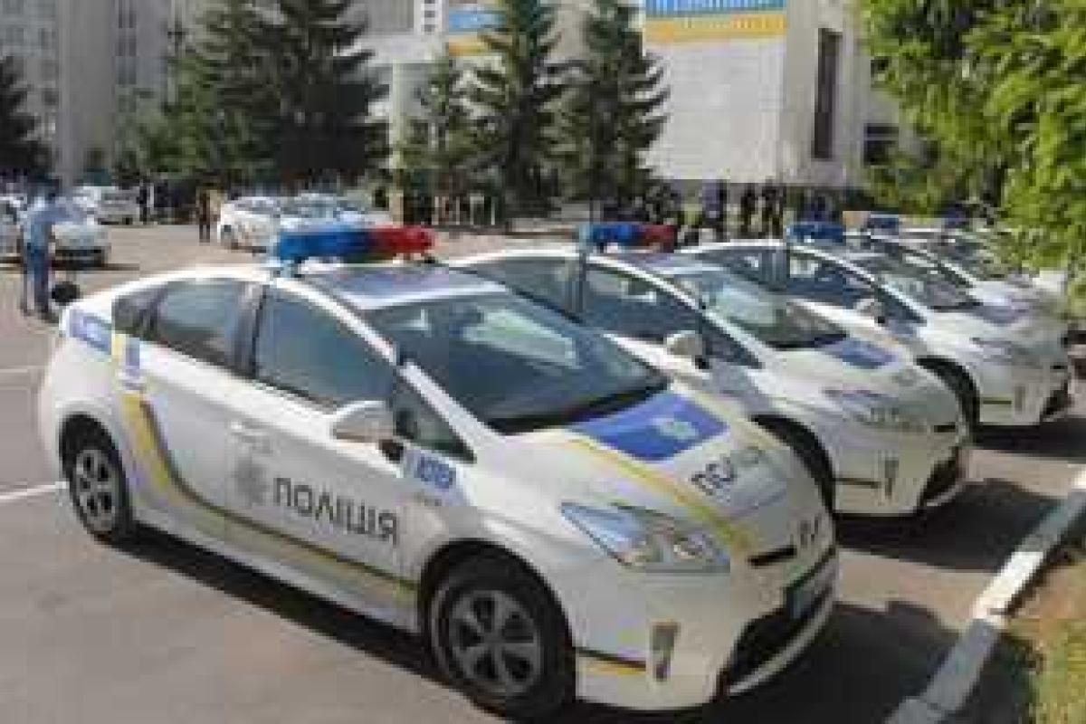 Спикер МВД: У нас что, Дубай?! Какие у нас дороги, чтобы на Lamborghini полиции ездить... Спикер МВД: У нас что, Дубай?! Какие у нас дороги, чтобы на Lamborghini полиции ездить...