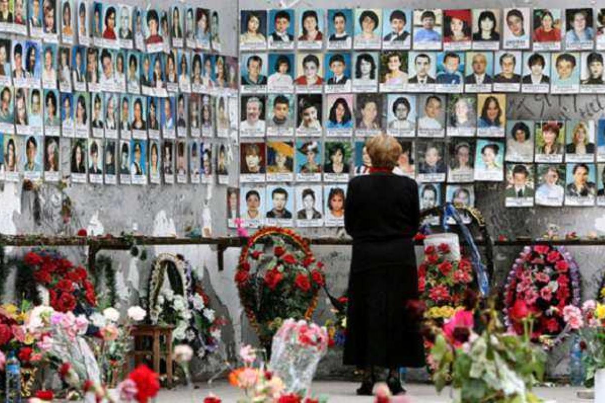 Всплыла страшная правда о штурме школы в Беслане сотрудниками ФСБ Всплыла страшная правда о штурме школы в Беслане сотрудниками ФСБ