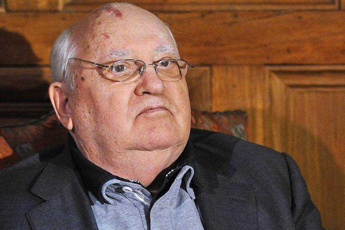 Российский политик Михаил Горбачев срочно госпитализирован в клинику Москвы Российский политик Михаил Горбачев срочно госпитализирован в клинику Москвы