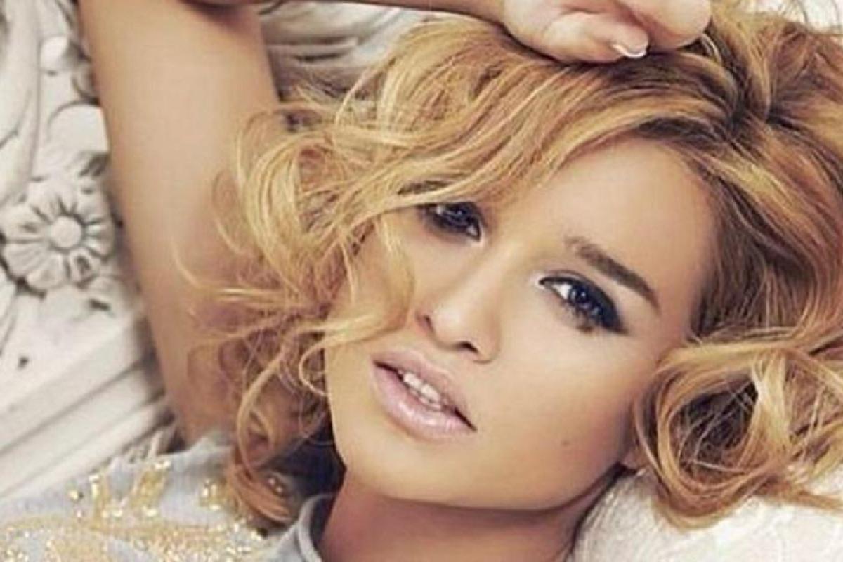 Ксения Бородина стесняется своей беременности?