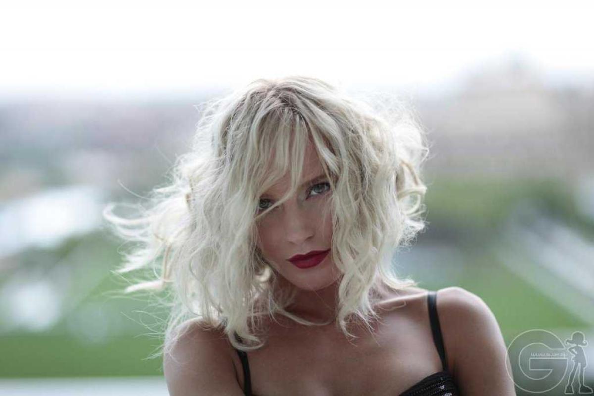 Красавица Глюкоzа очутилась в лапах Чудовища Красавица Глюкоzа очутилась в лапах Чудовища