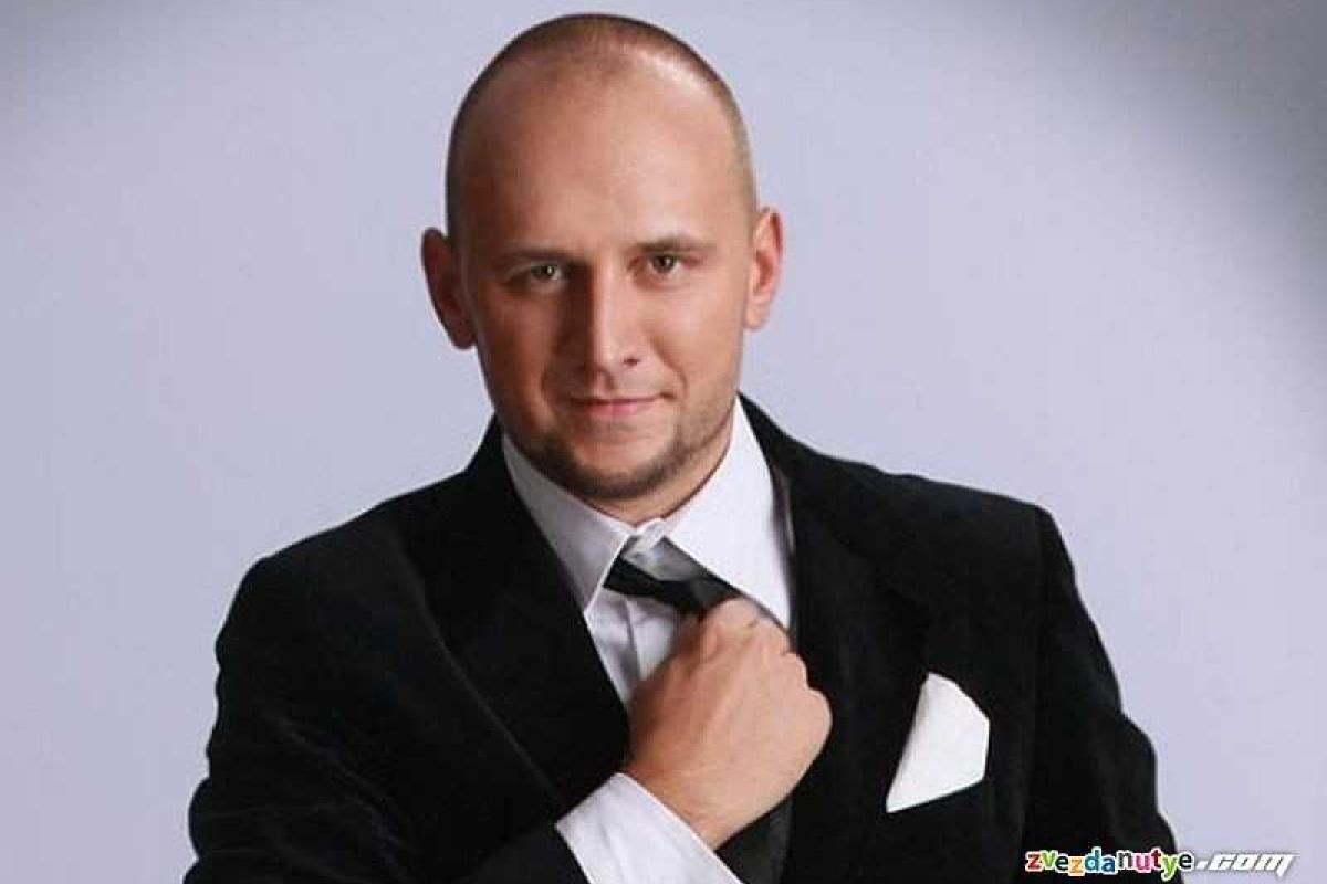 Потап анонсировал премьеру нового клипа с участием сексуальных Насти Каменских и Бьянки