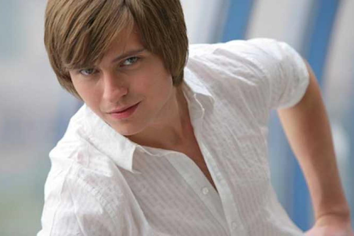 Шустрый Прохор Шаляпин водит к пластическому хирургу очередную подругу