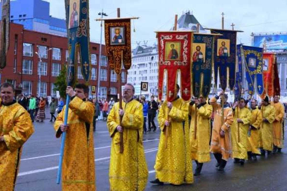 В России церковь "расправляет крылья": звучат заявления о нелегитимности Конституции РФ В России церковь "расправляет крылья": звучат заявления о нелегитимности Конституции РФ