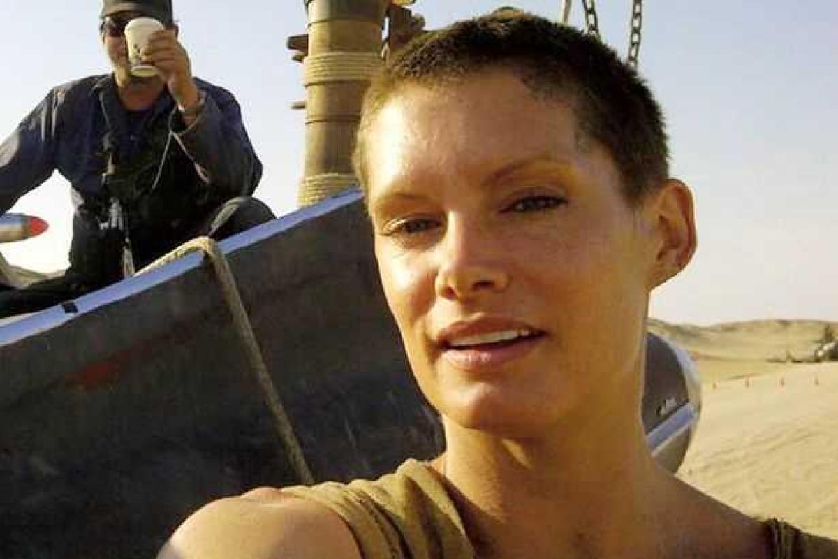 Британская актриса впала в кому после несчастного случая на съемочной площадке Британская актриса впала в кому после несчастного случая на съемочной площадке