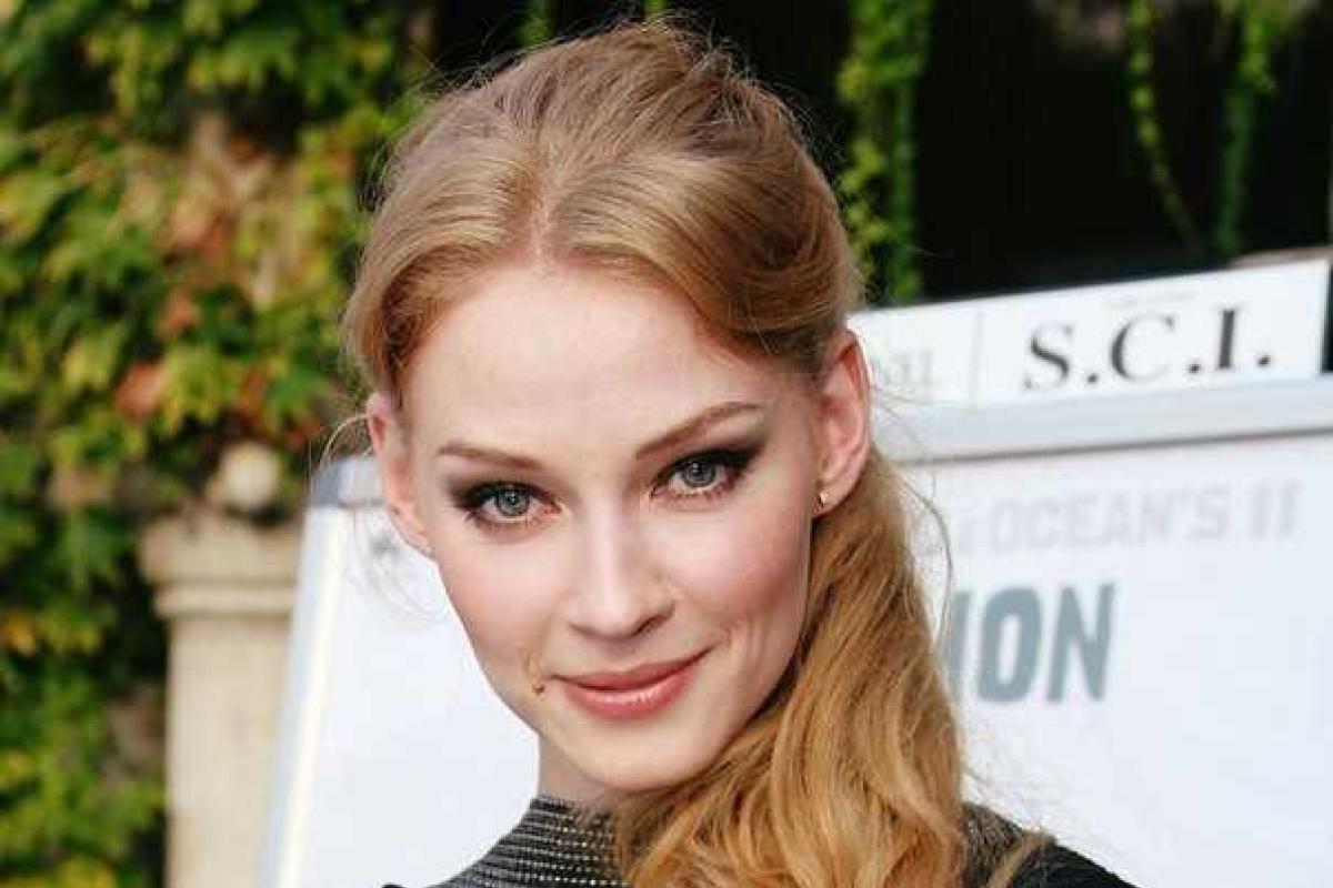 Ради роли в фильме Светлана Ходченкова научилась танцевать эротические танцы на шесте